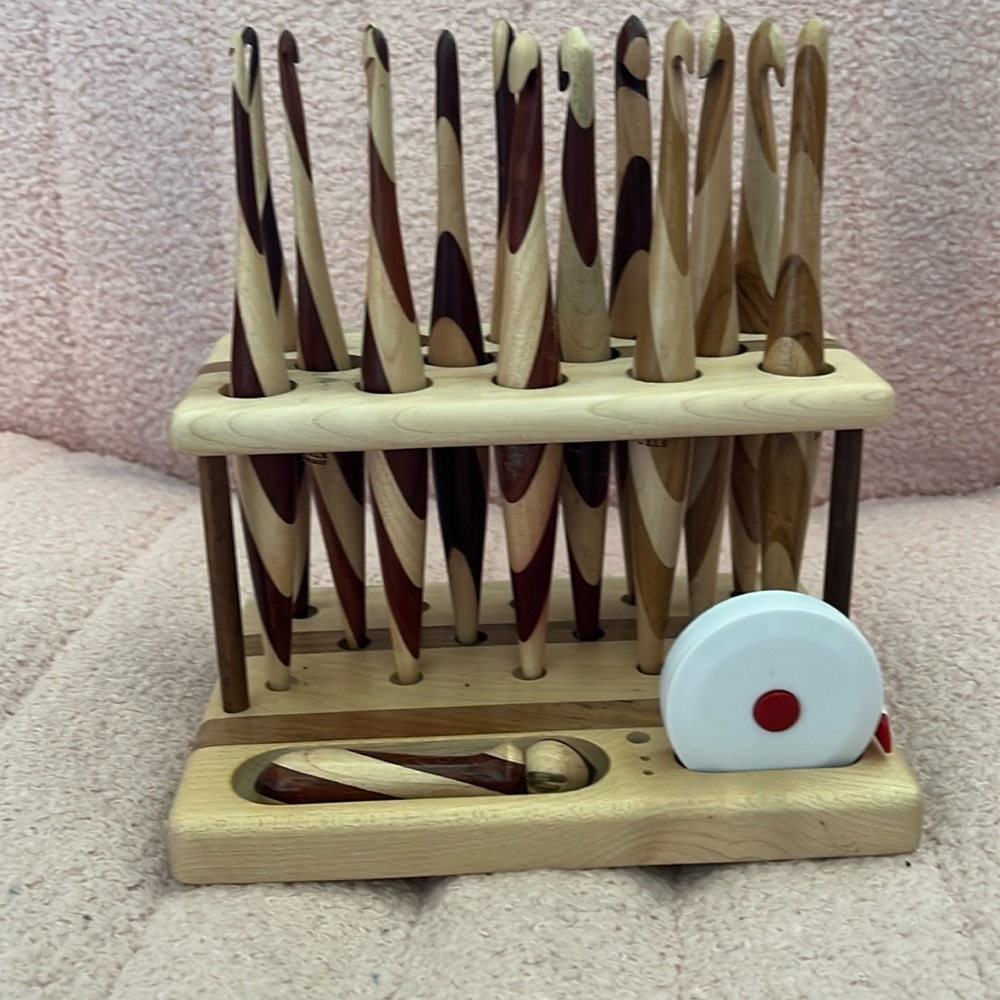 Furls Crochet Hook Stand